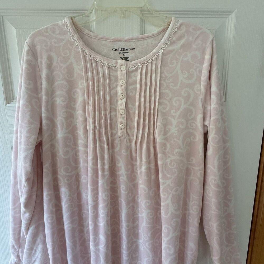 Croft & Barrow Nightgown Medium Sleepwear Long Sleeve Pink White Lace Trim Soft